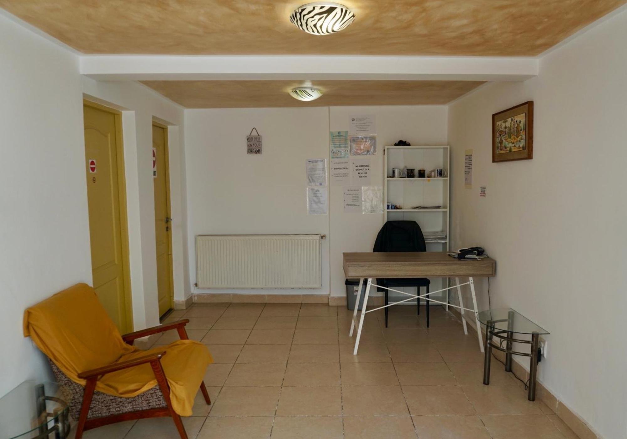 Cazare Alfredo Craiova Exterior photo
