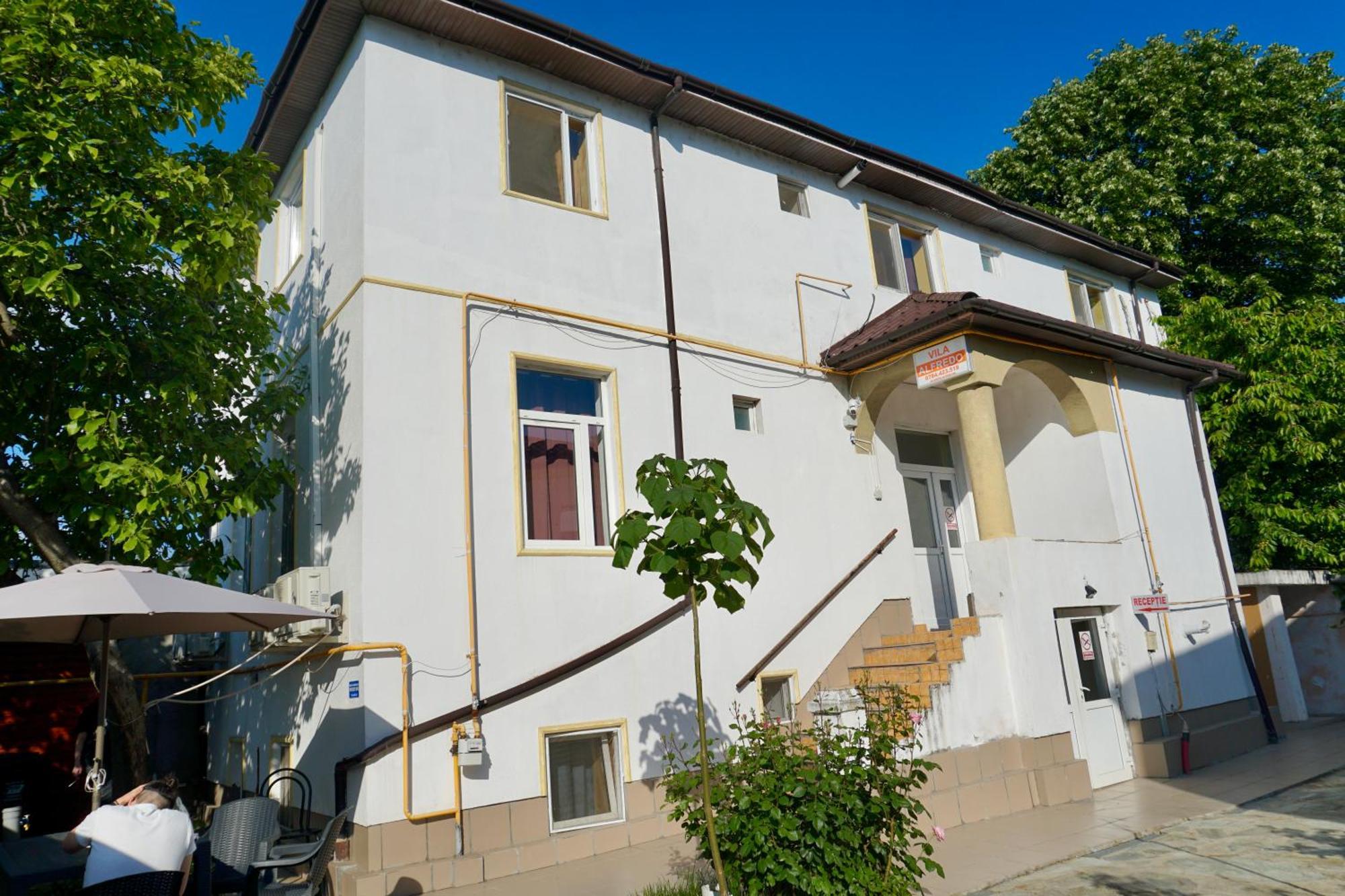 Cazare Alfredo Craiova Exterior photo