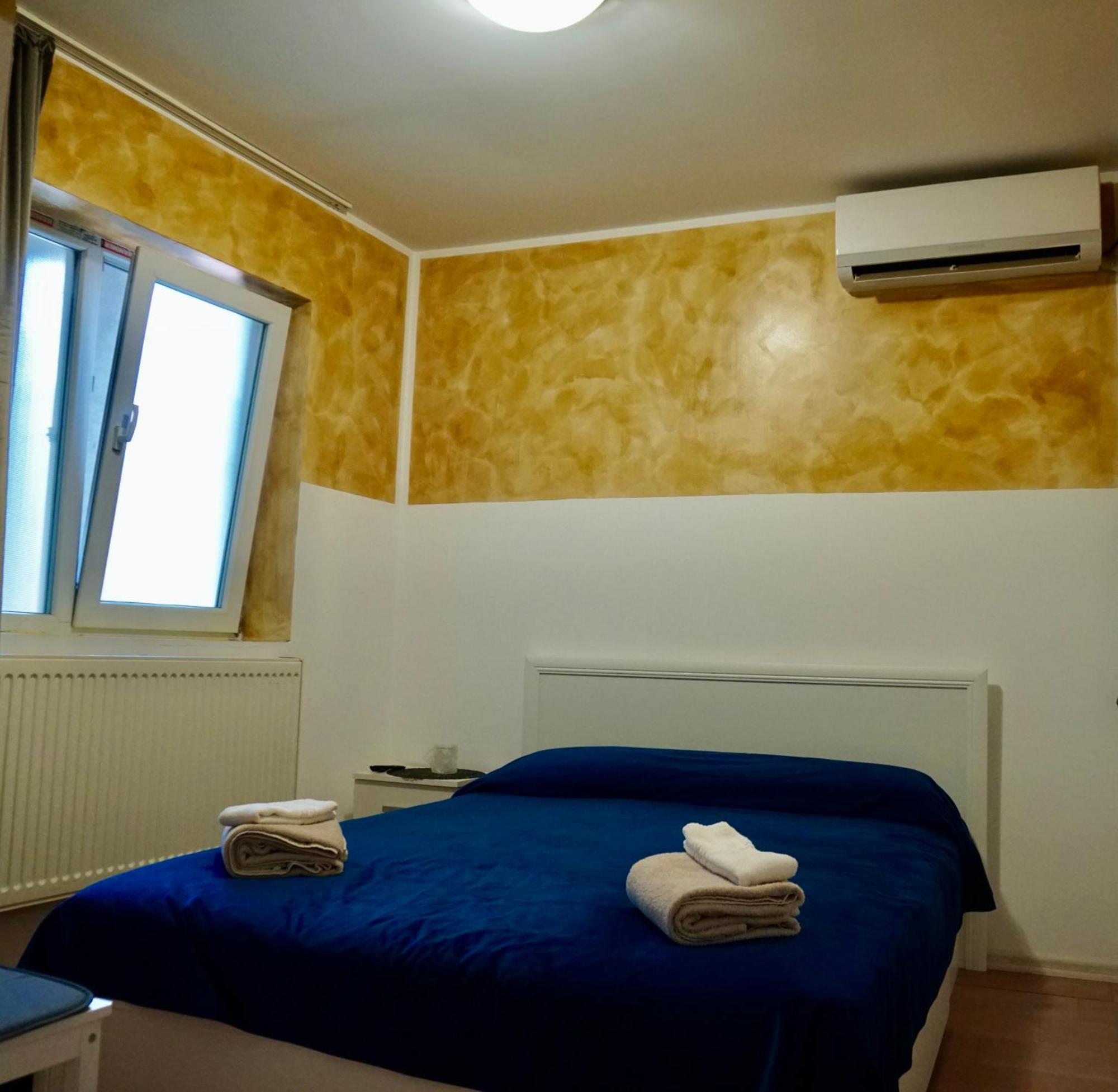 Cazare Alfredo Craiova Exterior photo